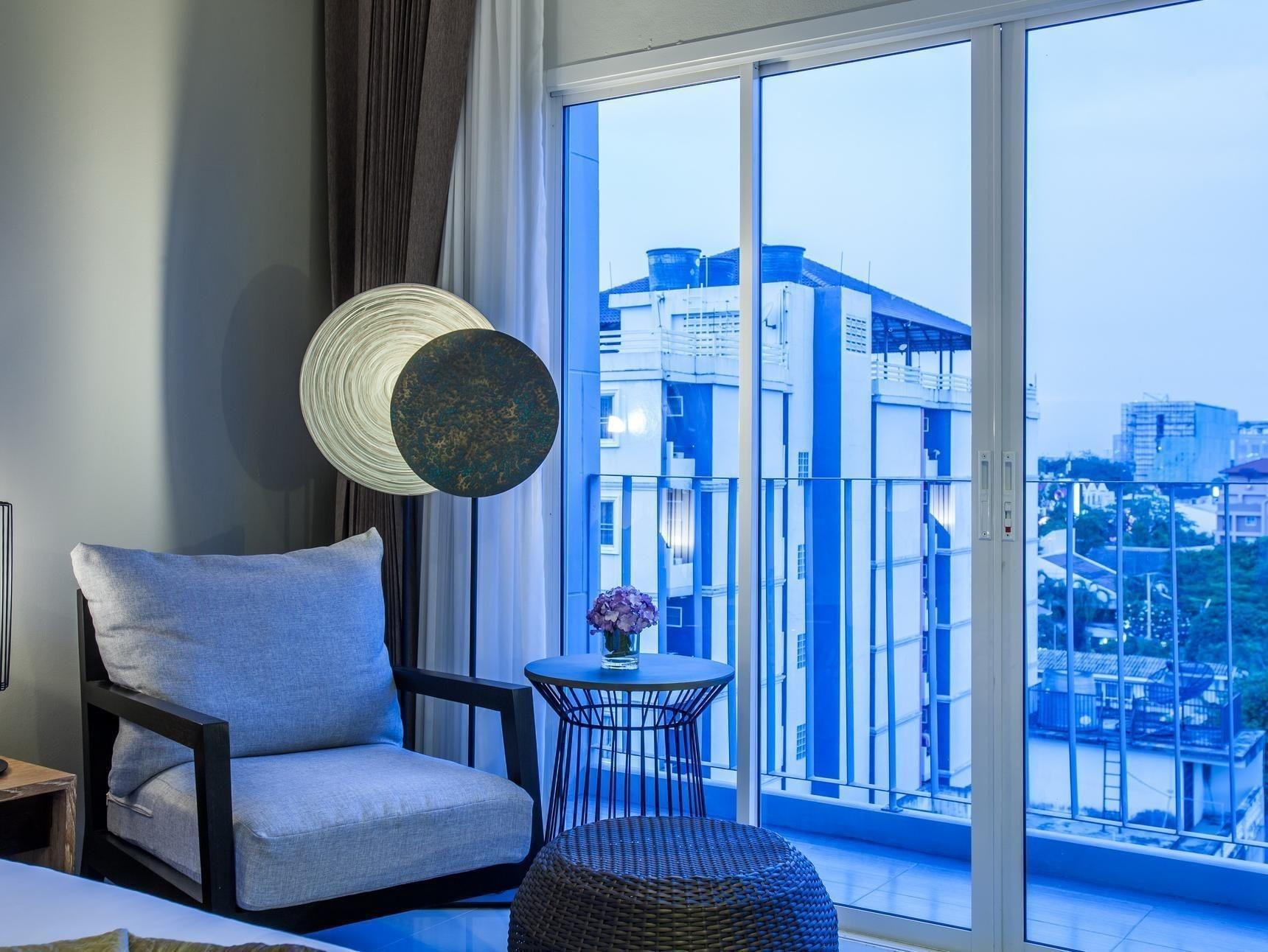 Hug Nimman Hotel Csiangmaj Kültér fotó