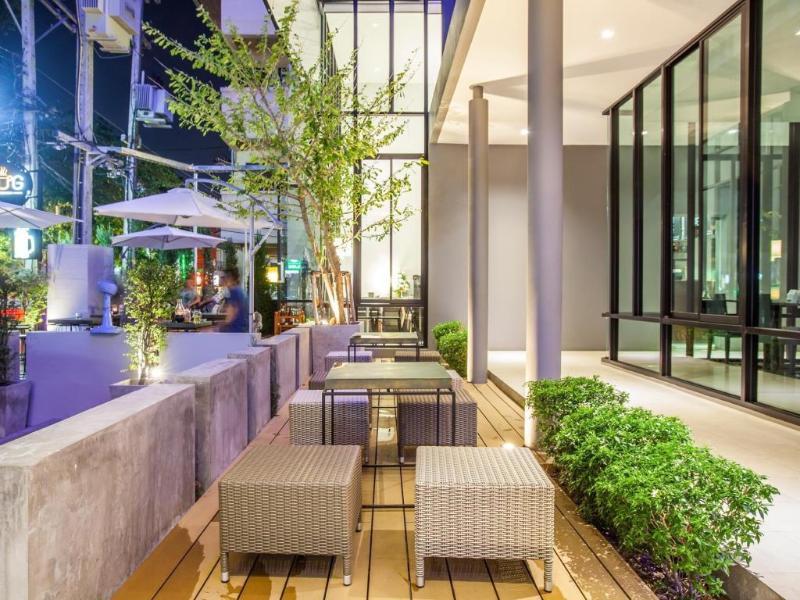 Hug Nimman Hotel Csiangmaj Kültér fotó