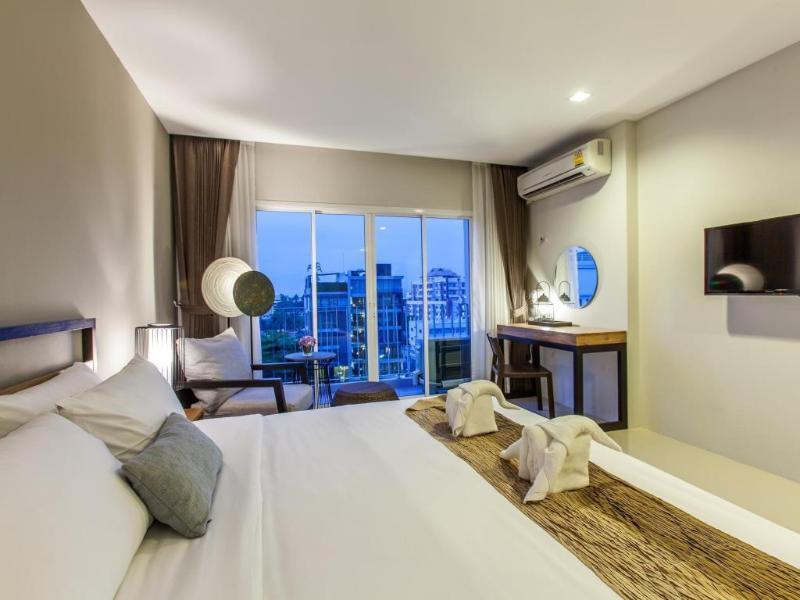 Hug Nimman Hotel Csiangmaj Kültér fotó